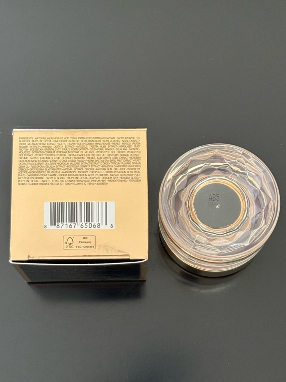 Estee Lauder Re-Nutriv Ultimate Diamond Cream - Picture 4 of 4